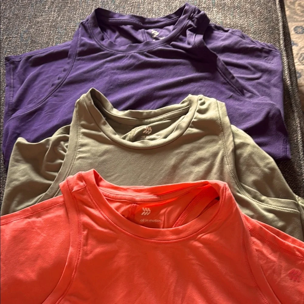 EUC Medium Set of 3 Target All in Motion Women's tanks - Picture 1 of 10